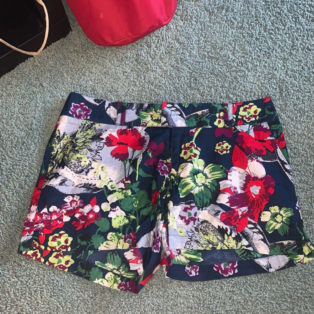 GO International floral multi-colored shorts